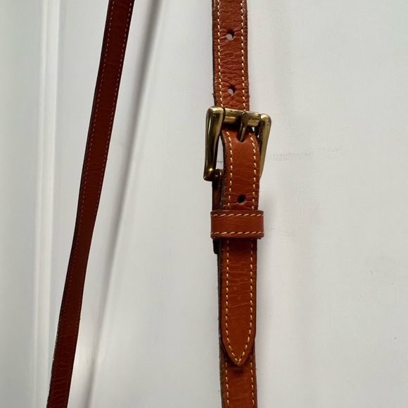 Authentic vintage Dooney & Bourke All Weather leather crossbody purse - Picture 15 of 16